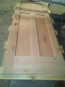 lot 619 image: 32 in. Pine Unfinished 3 Panel Door