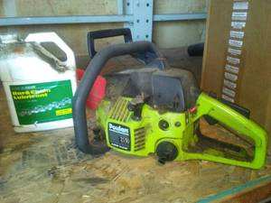 lot 640 image: Poulan Gas Chainsaw 2150, 14 in. bar