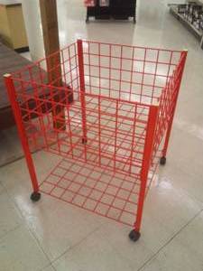 lot 809 image: Wire Racking Cube on Casters. NICE RACK