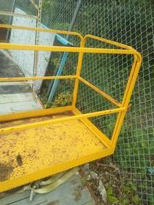 lot 1 image: LATE ADDITION  forklift MAN basket.