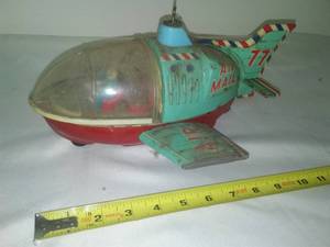 lot 489 image: Metal Air mail Toy - battery operated