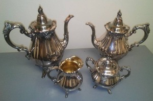 Antique Wallace Silverplate Coffee and tea set.