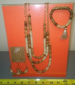 Plunder Jewelry Set.