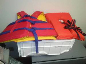 Life jackets & tote, Flip Top.