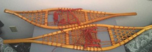 Vintage Look Wood Snowshoes � excellent, virtually unused