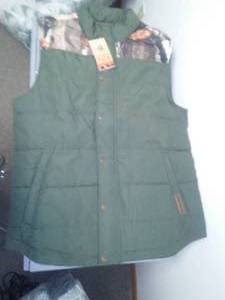 Insulated Vest Large - New with tags