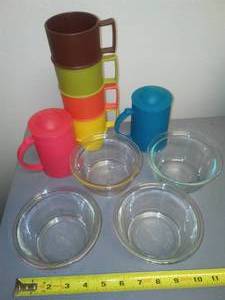 Misc. Kitchen Pyrex bowls (4) and more