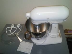 Kitchen Aid Artisan Mixer.