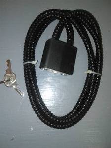 Cable Lock High Strength wrapped Cable with keys.