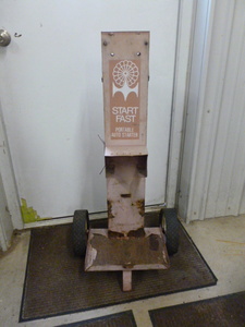 lot 15 image: Vintage Cart