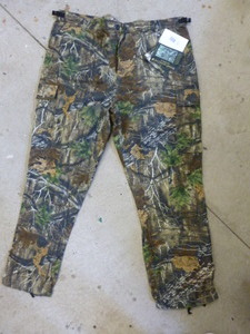 lot 117 image: New Hunting Pants
