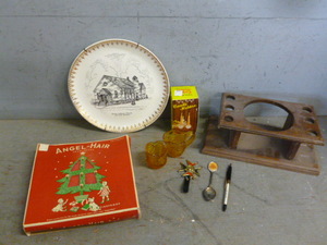 lot 135 image: Vintage Items