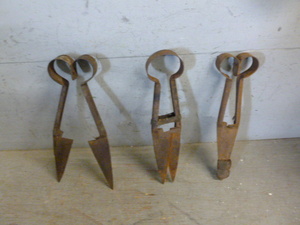 lot 168 image: Antique Sheep Shears