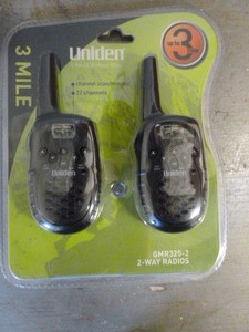 lot 173 image: New Two Way Radios