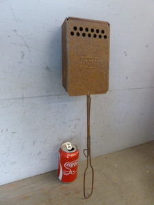 lot 193 image: Vintage Popcorn Popper