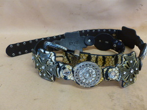 lot 200 image: Collector Belt Buckle