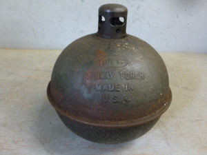 lot 256 image: Vintage Dietz