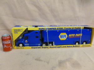 lot 291 image: Collector Toy
