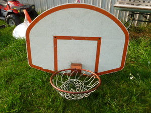 lot 317 image: Basketball Setup