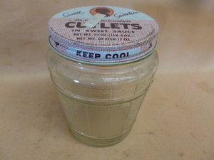 lot 329 image: Vintage Herring Jar