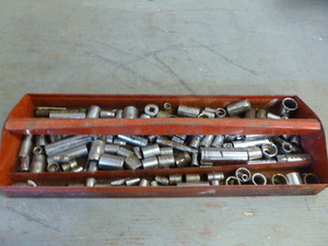 lot 410 image: Sockets