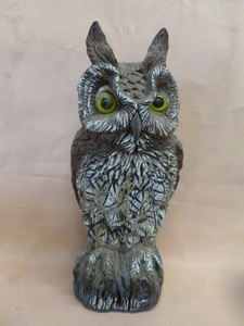 lot 423 image: Owl Decoy