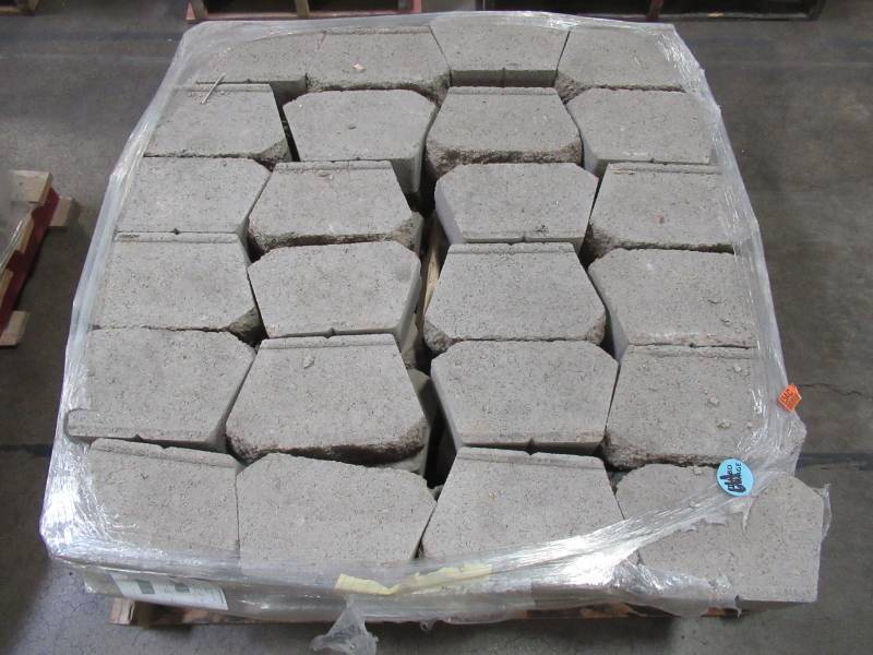lot 35 image: Pavestone 6.75 in. L x 11.63 in. W x 4 in. H Tan Concrete Retaining Wall Block (72-Pieces23.3 sq. ft.Pallet) 81106.
