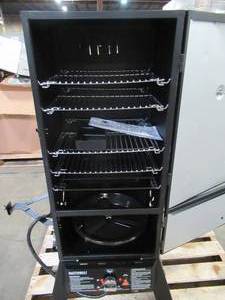 lot 105 image: Masterbuilt Pro MDS 230S Dual Fuel Smoker MB26050412