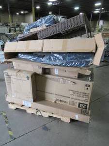 lot 343 image: WHOLESALE MIXED PALLET OF MISCELLANEOUS FURNITURE, HOME DECOR AND MORE