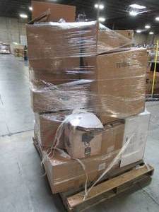 lot 355 image: WHOLESALE MIXED PALLET OF MISCELLANEOUS LIGHTING