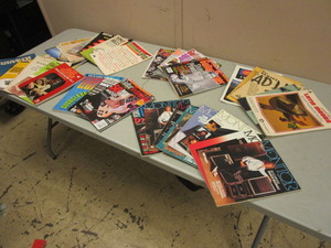 ASSORTED GUITAR SHEET MUSIC, VINTAGE GUITAR MAGAZINE, INCLUDING GUITAR TECHNIQUE, MONITOR, MORE