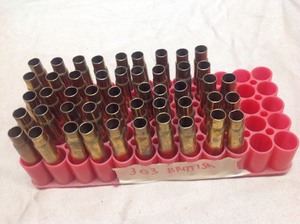 lot 34 image: 48 303 British Casings