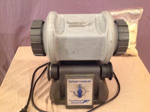 lot 150 image: Frankford Arsenal Rotary Tumbler & Corn Cob Cleaner