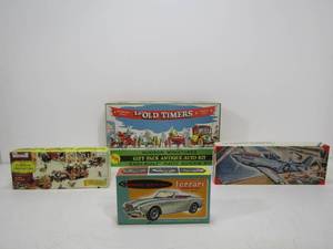 lot 101 image: Nice Lot of Vintage Model Kits - Most Assembled
