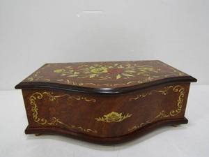 lot 11 image: Vintage Floral Wood Musical Jewelry Box