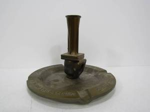 lot 38 image: Vintage Heavy Brass Ash & Fly Ashtray