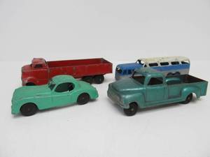 lot 197 image: Nice Group of Vintage Metal Toy Cars Truck & Bus