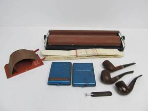 lot 211 image: Group of Vintage Smoking Items - Including Pipes