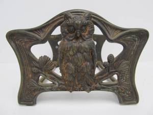 lot 219 image: Ornate Antique H.L. JUDD Cast Iron Owl Sliding Book Rack