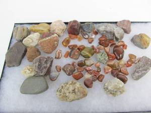 lot 230 image: Lot of Polished Agates Semi-Precious Stones etc