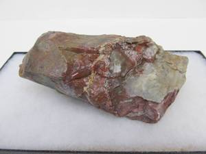 lot 231 image: Large 7lb 11oz Agate