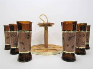 lot 292 image: Set of 6 Vintage Mid Century Western Cowboy Theme Barware Tumbler Glass Set wStand