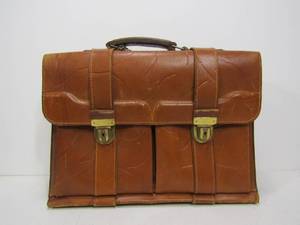 lot 345 image: Vintage Mens Leather SatchelBriefcase Bag