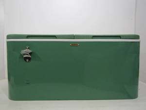 lot 361 image: Large Green Metal Hearth & Hand Cooler