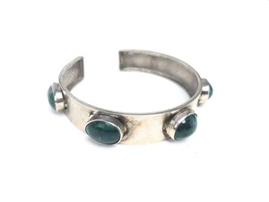 lot 324 image: Nice Vintage Modernist Sterling Silver & Malachite Necklace & Cuff Bracelet Set - Made in Israel