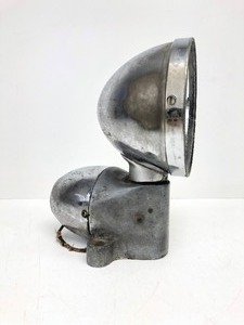lot 91 image: Large Vintage Heavy Duty Chrome AutomobileTruck Headlamp 