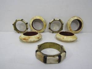 lot 368 image: Lot of Vintage Brass & Bone Bangle Bracelets