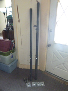 lot 32 image: 2 Post Jacks