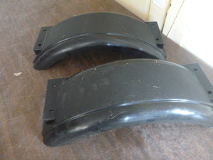 lot 36 image: Pair of Trailer Fenders
