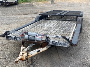 lot 1-A image: 2003 LoadTrail Car-Hauler Trailer